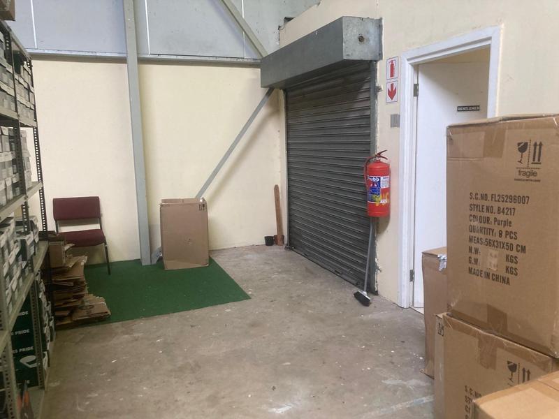 To Let Commercial Property for Rent in Newton Park Eastern Cape